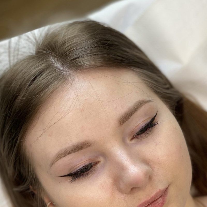 Øjne efter permanent eyeliner